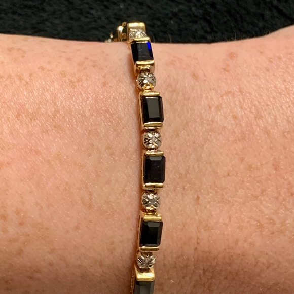 Bracelet - Picture 2 of 6